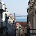 Charming Suite In Lisbon Baixa